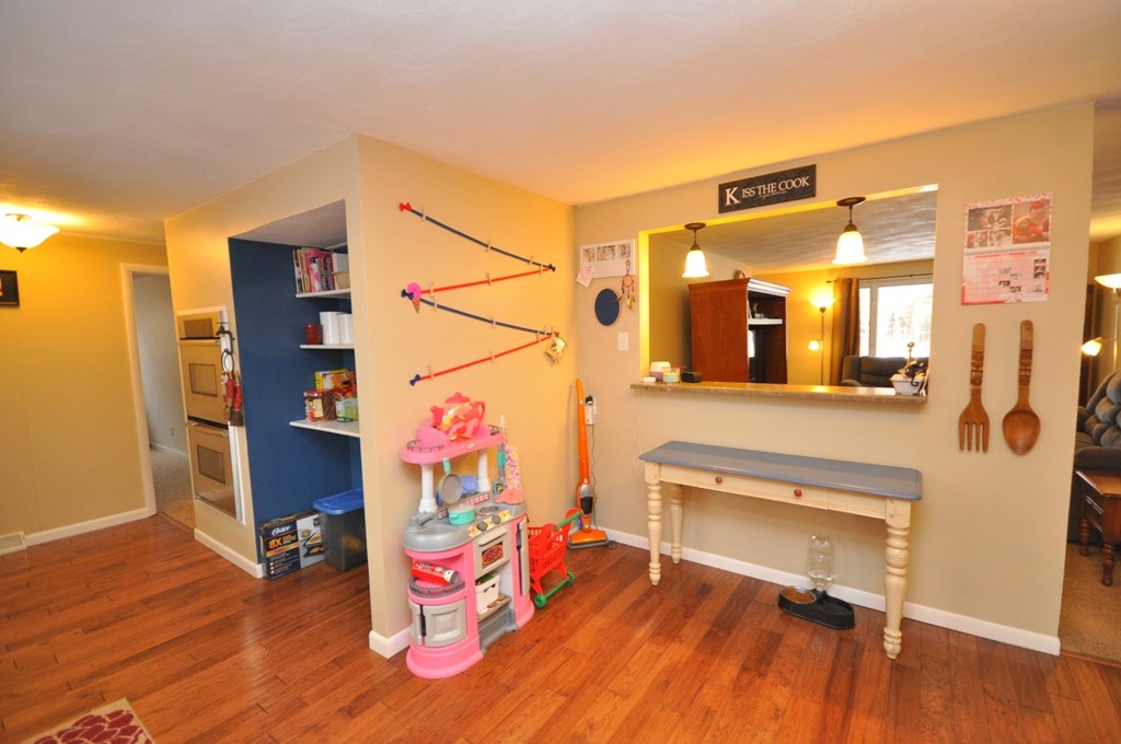 13101 West Council Road Yorktown, IN 47396 - Photo 7 of 18 Gallery Image 7