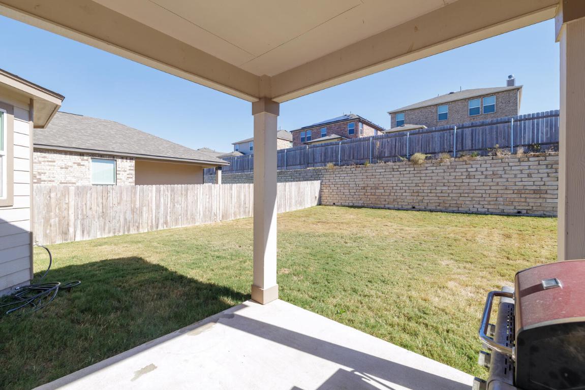 4641 Alfano Loop Round Rock, TX 78665 - Photo 28 of 32 a view of a balcony