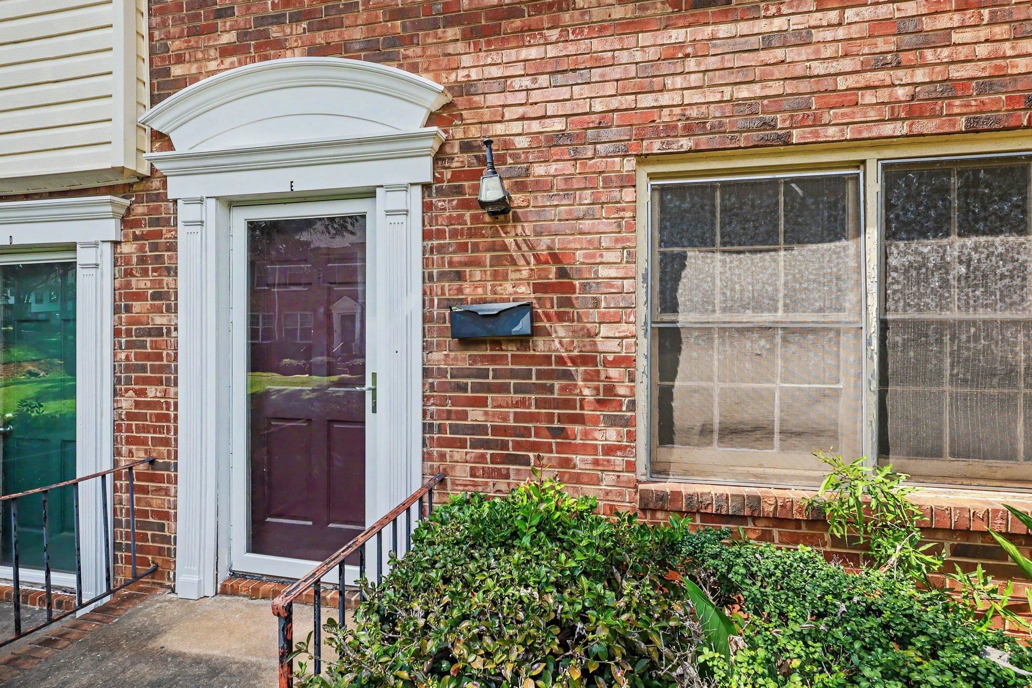 1446 Dover Road Spartanburg, SC 29301 - Photo 3 of 26