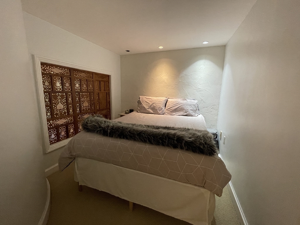 124 Beacon Street, Unit 3F Boston, MA 02116 - Photo 14 of 22