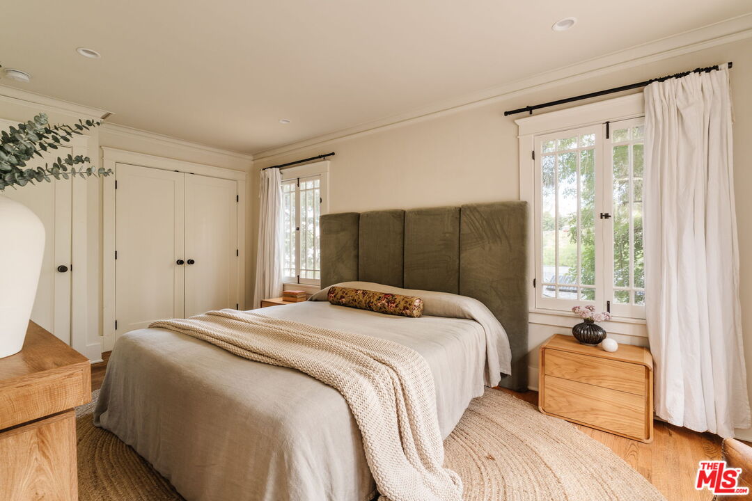 10610 Pinyon Avenue Tujunga, CA 91042 - Photo 16 of 39