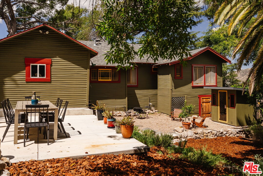 10610 Pinyon Avenue Tujunga, CA 91042 - Photo 26 of 39