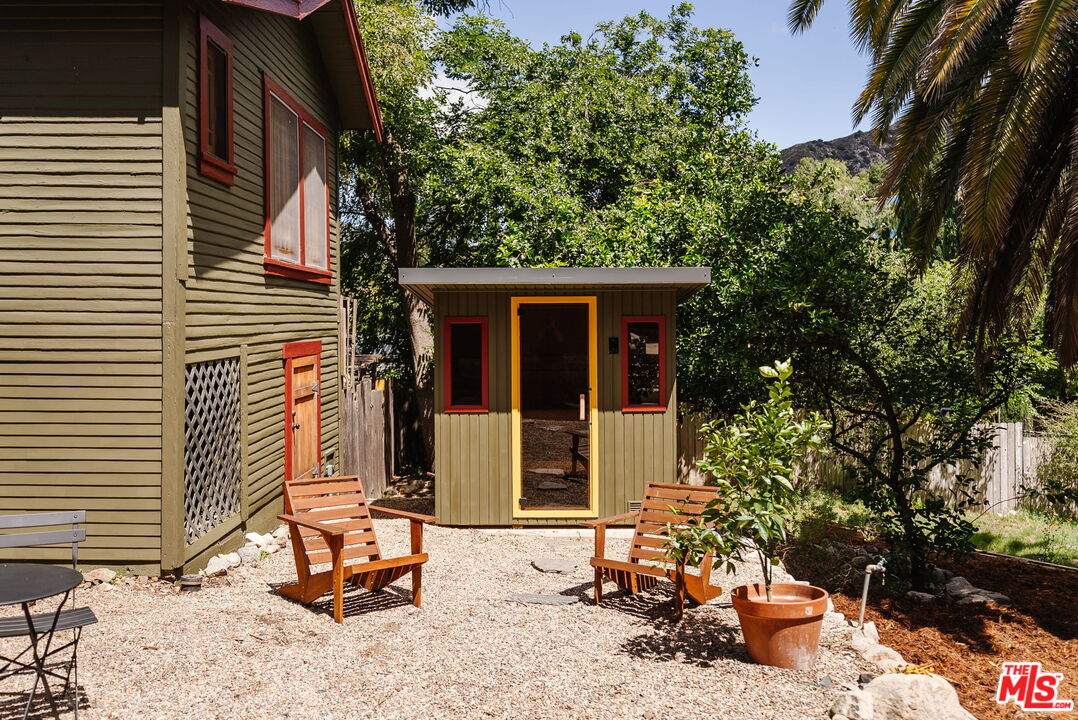 10610 Pinyon Avenue Tujunga, CA 91042 - Photo 27 of 39