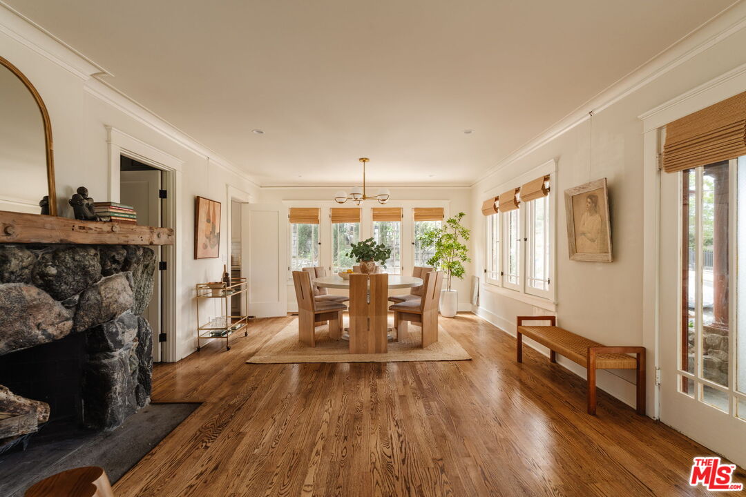 10610 Pinyon Avenue Tujunga, CA 91042 - Photo 7 of 39