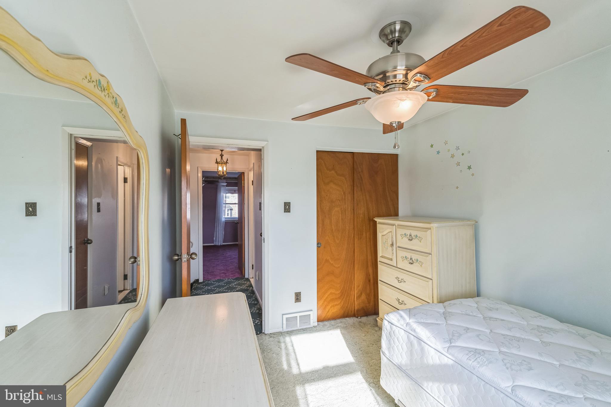 12709 Medford Road Philadelphia, PA 19154 - Photo 15 of 29