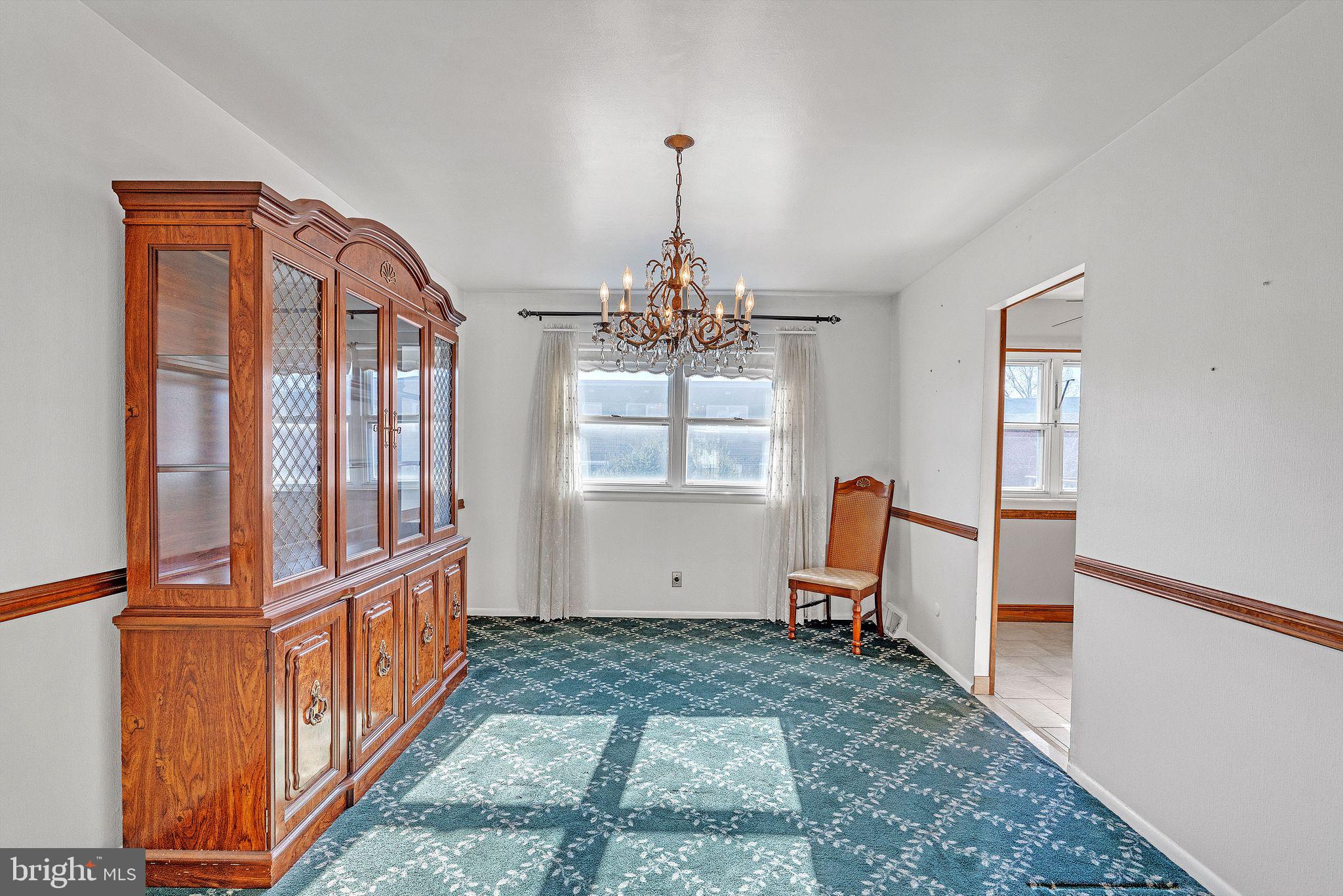 12709 Medford Road Philadelphia, PA 19154 - Photo 6 of 29