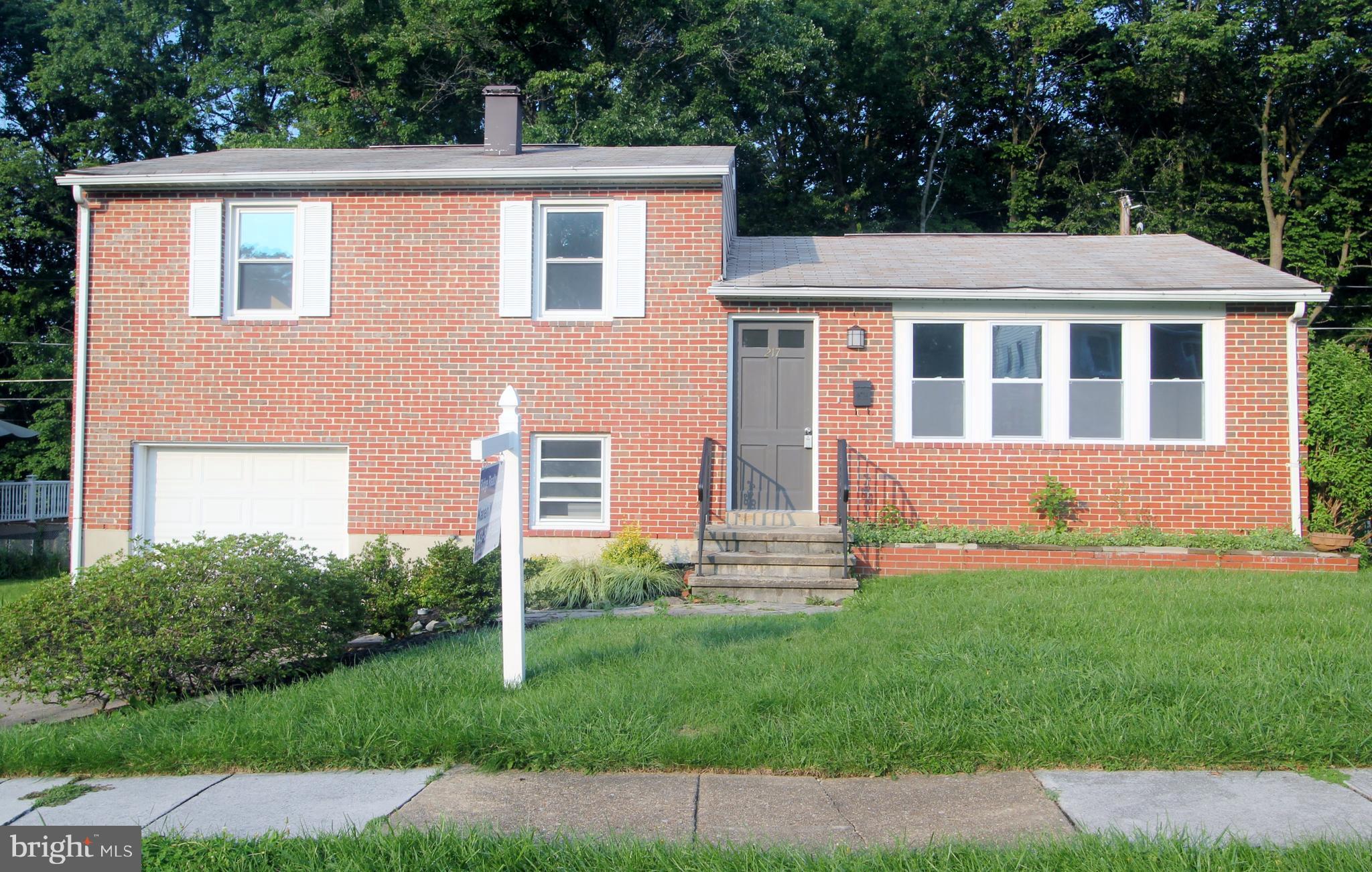 217 Worthmont Road Baltimore, MD 21228 - Photo 1 of 21 Exterior (Front)