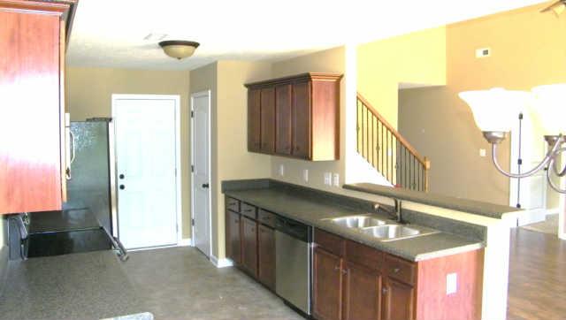 965 Hazelwood Road Clarksville, TN 37042 - Photo 10 of 16 Gallery Image 10
