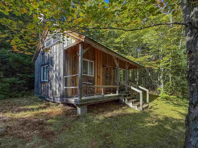 $189,500 | 307 Kidder Hill Ridge, Irasburg, VT 05845