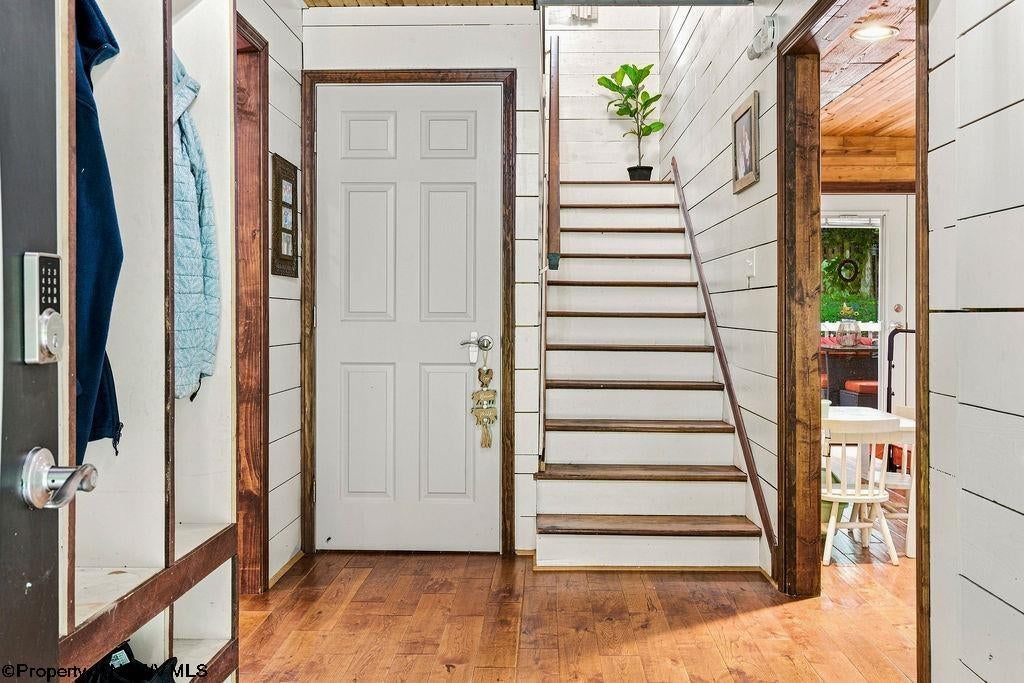 1558 Davisson Run Road Clarksburg, WV 26301 - Photo 4 of 38 Gallery Image 4