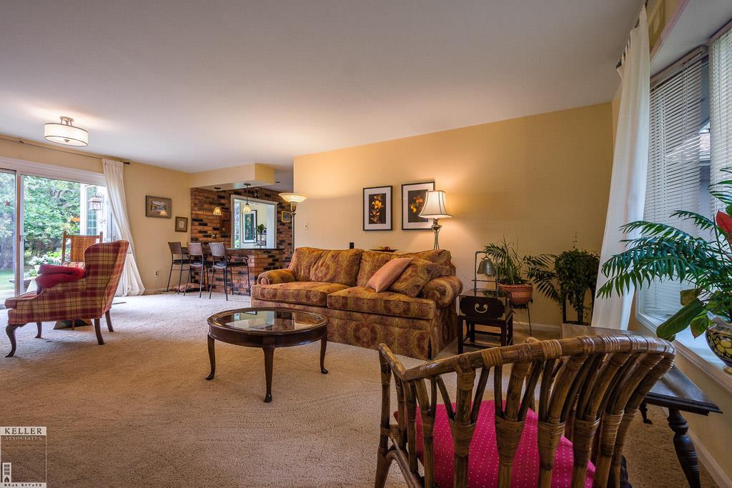 367 Old Perch Road Rochester Hills, MI 48309 - Photo 5 of 42