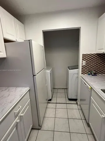 $265,000 | 927 Northeast 199th Street, Unit 102, Miami, FL 33179