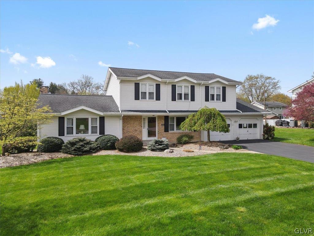 1205 Stark Road Bethlehem, PA 18017 - Photo 2 of 49 Gallery Image 2