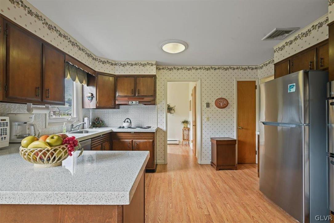 1205 Stark Road Bethlehem, PA 18017 - Photo 23 of 49 Gallery Image 23