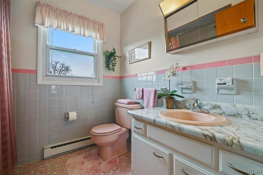 1205 Stark Road Bethlehem, PA 18017 - Photo 39 of 49 Full Bath 2nd floor