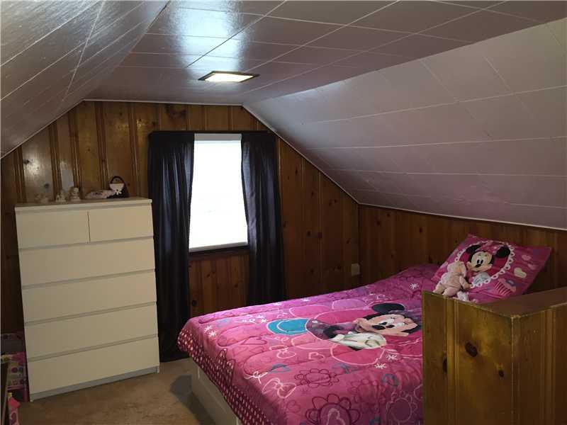 515 Manhasset Road Baldwin, PA 15227 - Photo 18 of 22 Bedroom.