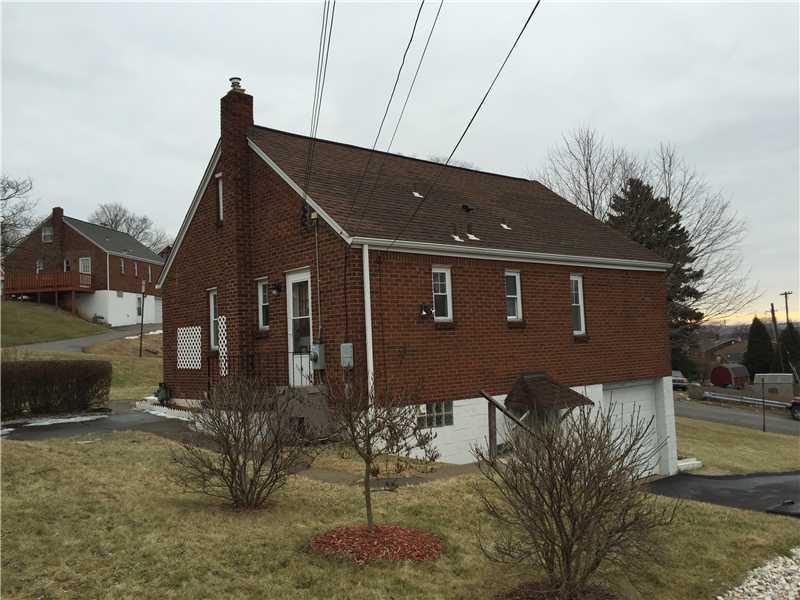 515 Manhasset Road Baldwin, PA 15227 - Photo 20 of 22 Exterior Back.