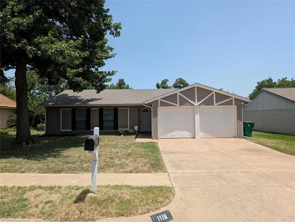 $1,950 | 1116 Cindy Street, Crowley, TX 76036
