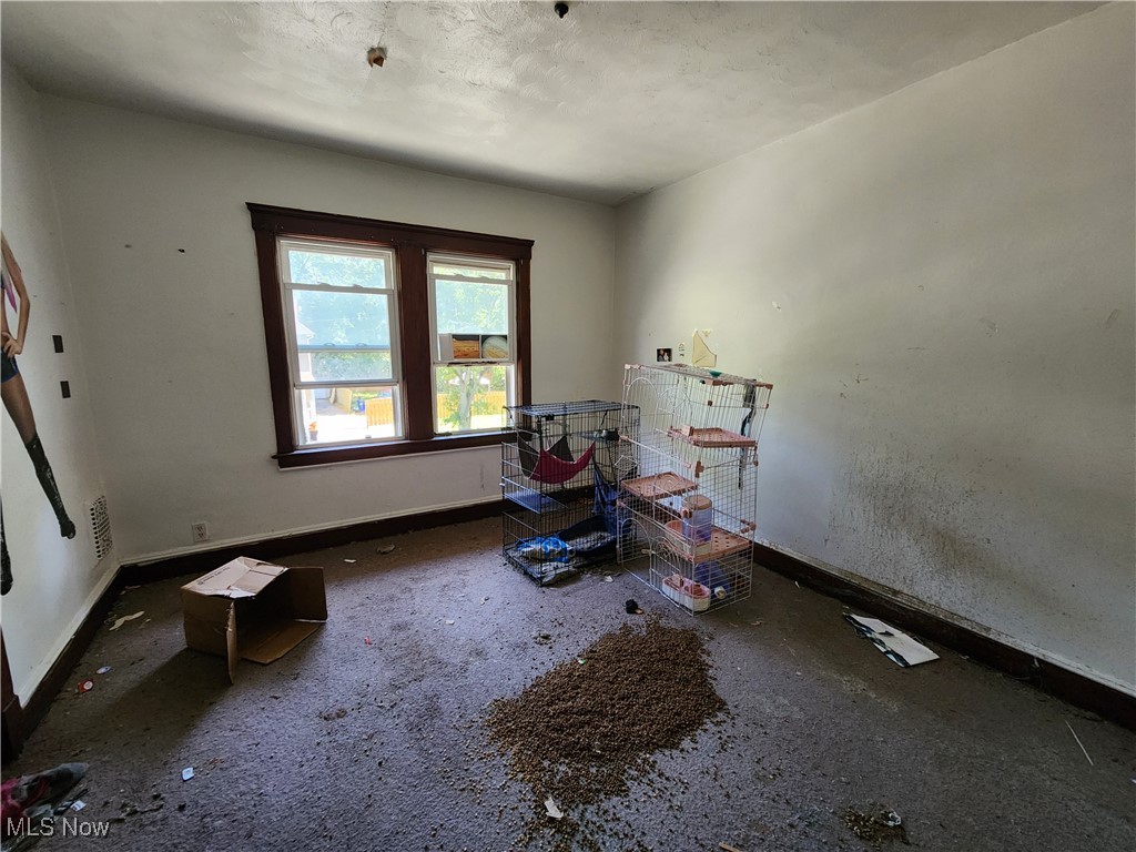 1614 Holyrood Road Cleveland, OH 44106 - Photo 18 of 21 View of spare room