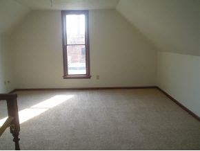 625 Jefferson Street Rochester, IN 46975 - Photo 7 of 9