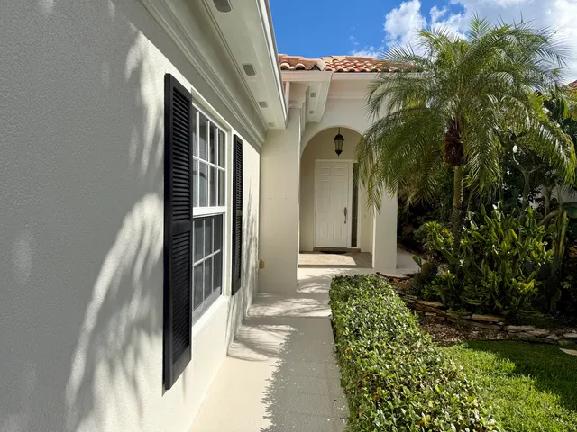 $714,995 | 2053 Valencia Drive, Delray Beach, FL 33445