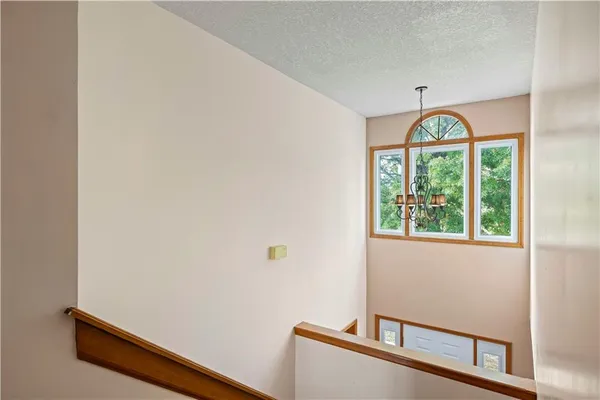 $590,000 | 15145 Lakeport Lane, Smithville, MO 64089