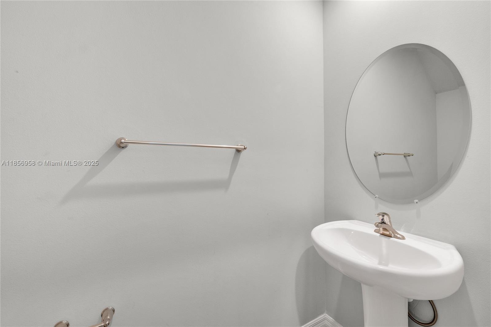 3506 Joshua Tree Street Palm Springs, FL 33461 - Photo 37 of 46