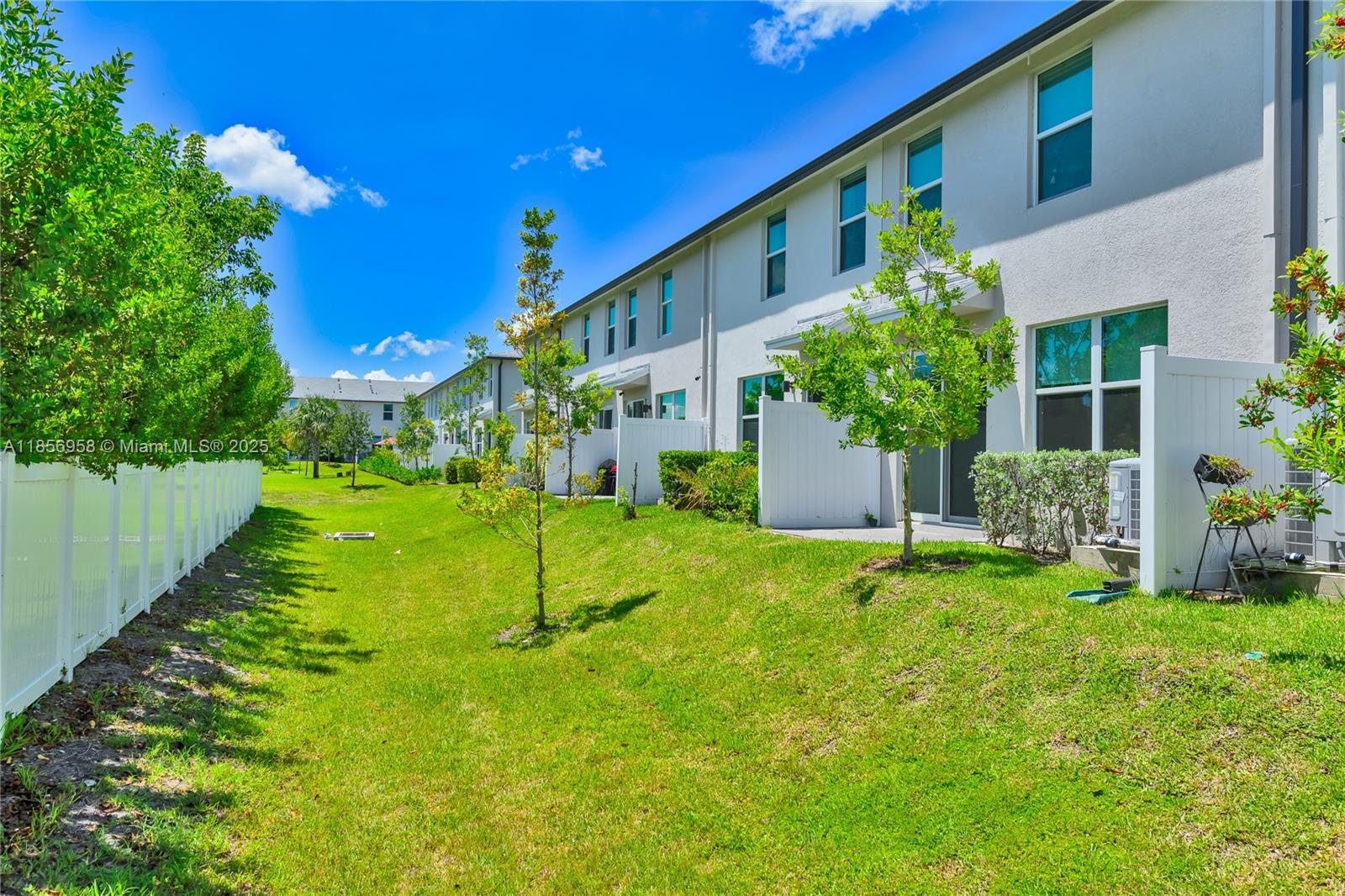 3506 Joshua Tree Street Palm Springs, FL 33461 - Photo 45 of 46