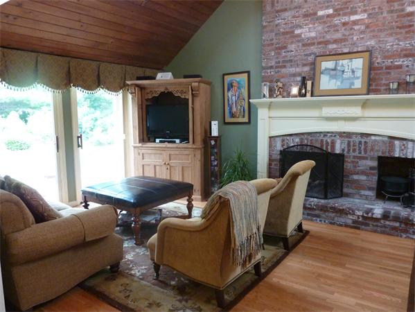 34 Wadsworth Road Sudbury, MA 01776 - Photo 9 of 17