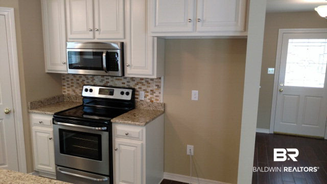 3032 East Southridge Road Mobile, AL 36693 - Photo 7 of 22