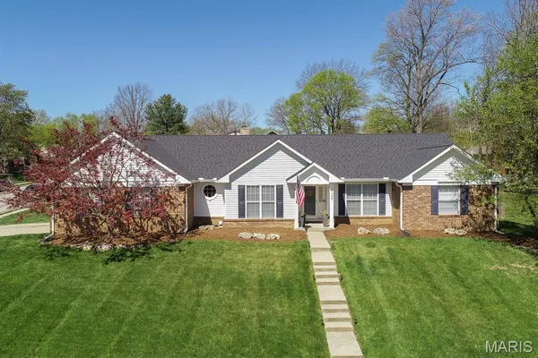 $389,000 | 1021 Stonybrook Drive, O'Fallon, IL 62269