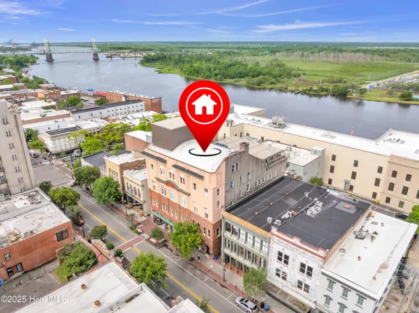 $325,000 | 21 North Front Street, Unit 2E2, Wilmington, NC 28401
