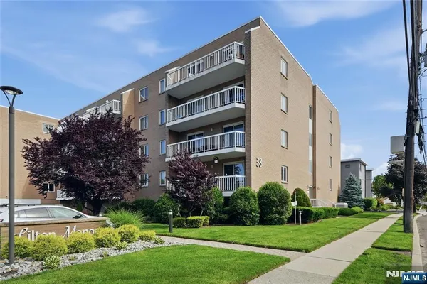$384,000 | 38 Moonachie Road, Unit 101, Hackensack, NJ 07601