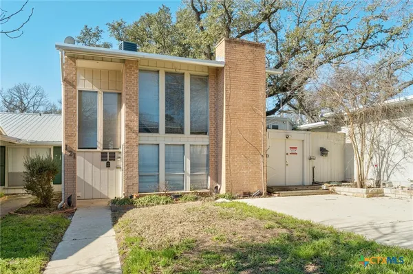 $575,000 | 121 Scott Street, San Marcos, TX 78666