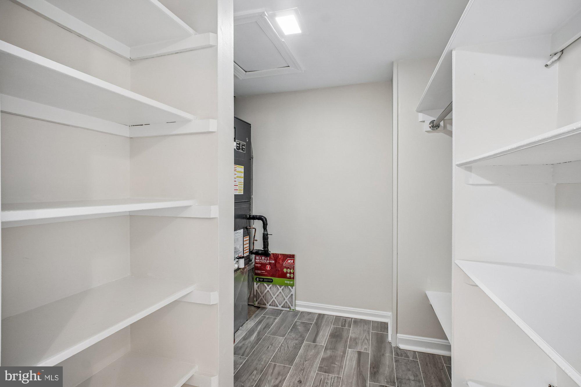 1953 Calvert Street Northwest, Unit 1953 5 Washington, DC 20009 - Photo 21 of 41 Storage/Utility