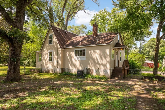 $299,900 | 5826 West Broadway Avenue, Crystal, MN 55428