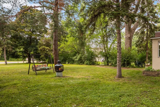 $299,900 | 5826 West Broadway Avenue, Crystal, MN 55428