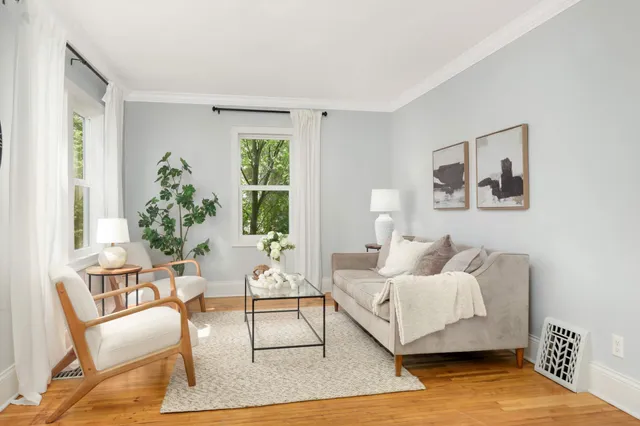 $299,900 | 5826 West Broadway Avenue, Crystal, MN 55428