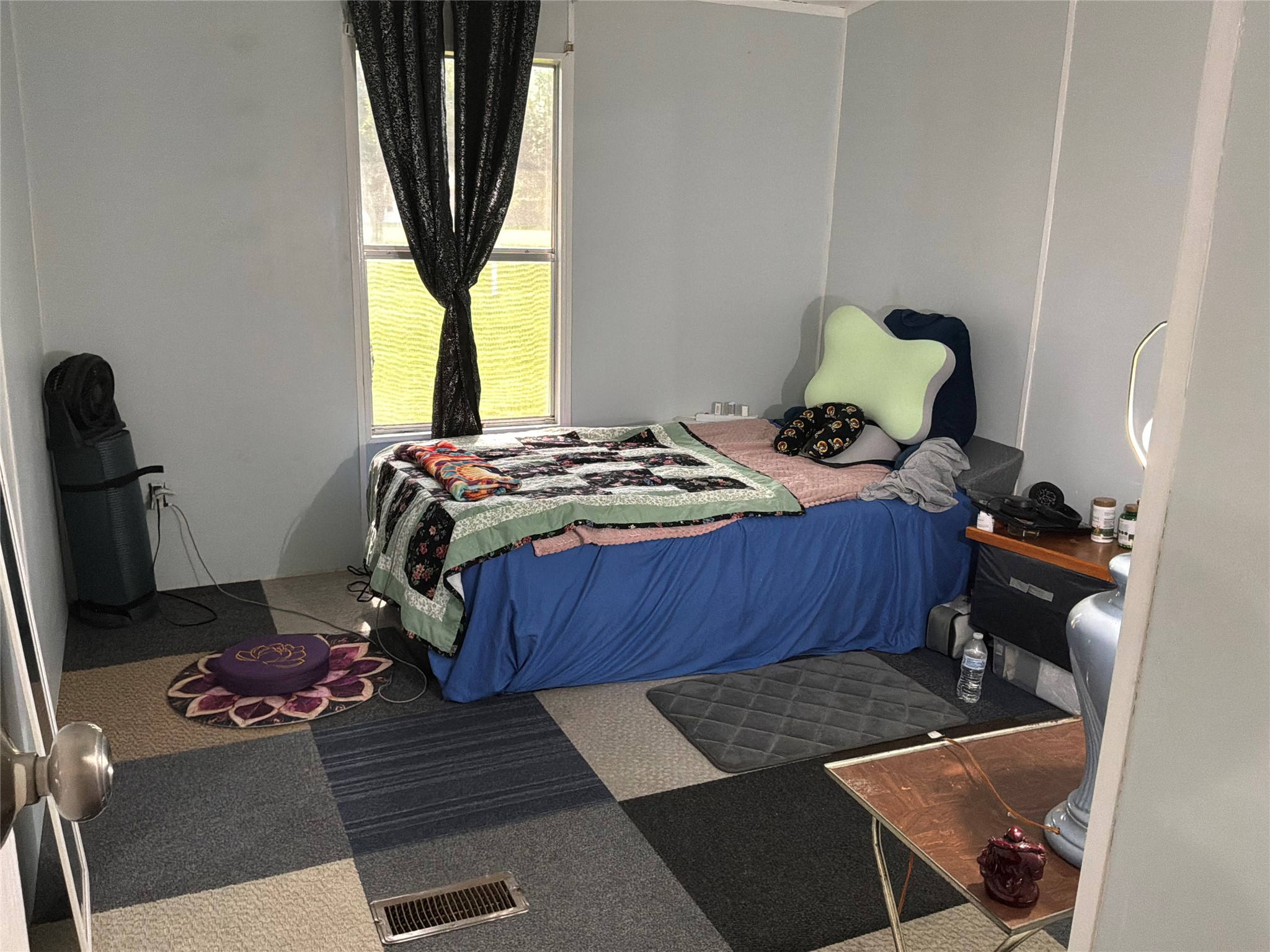 10207 Trey Road Needville, TX 77461 - Photo 15 of 19 2nd bedroom.