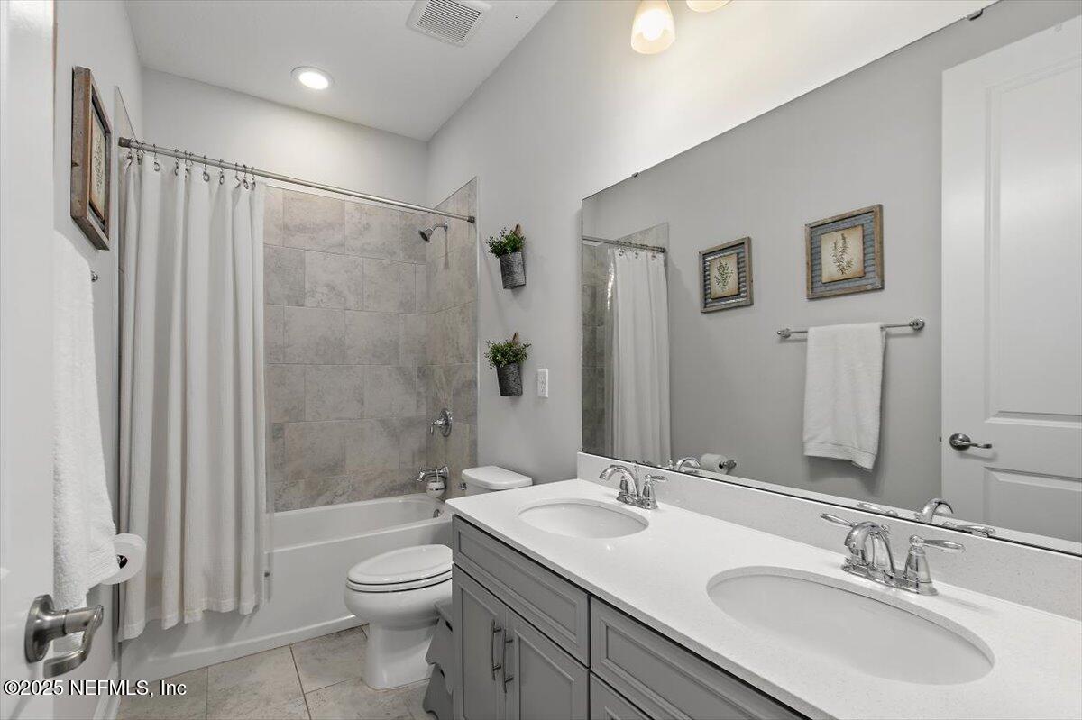 319 Footbridge Road St. Johns, FL 32259 - Photo 21 of 78 21-Bathroom