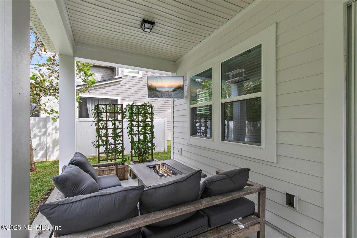 319 Footbridge Road St. Johns, FL 32259 - Photo 26 of 78 27-Lanai