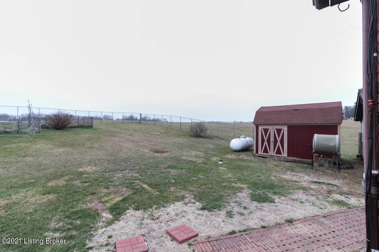 4075 Old Ekron Road Brandenburg, KY 40108 - Photo 17 of 43 7H9A5484