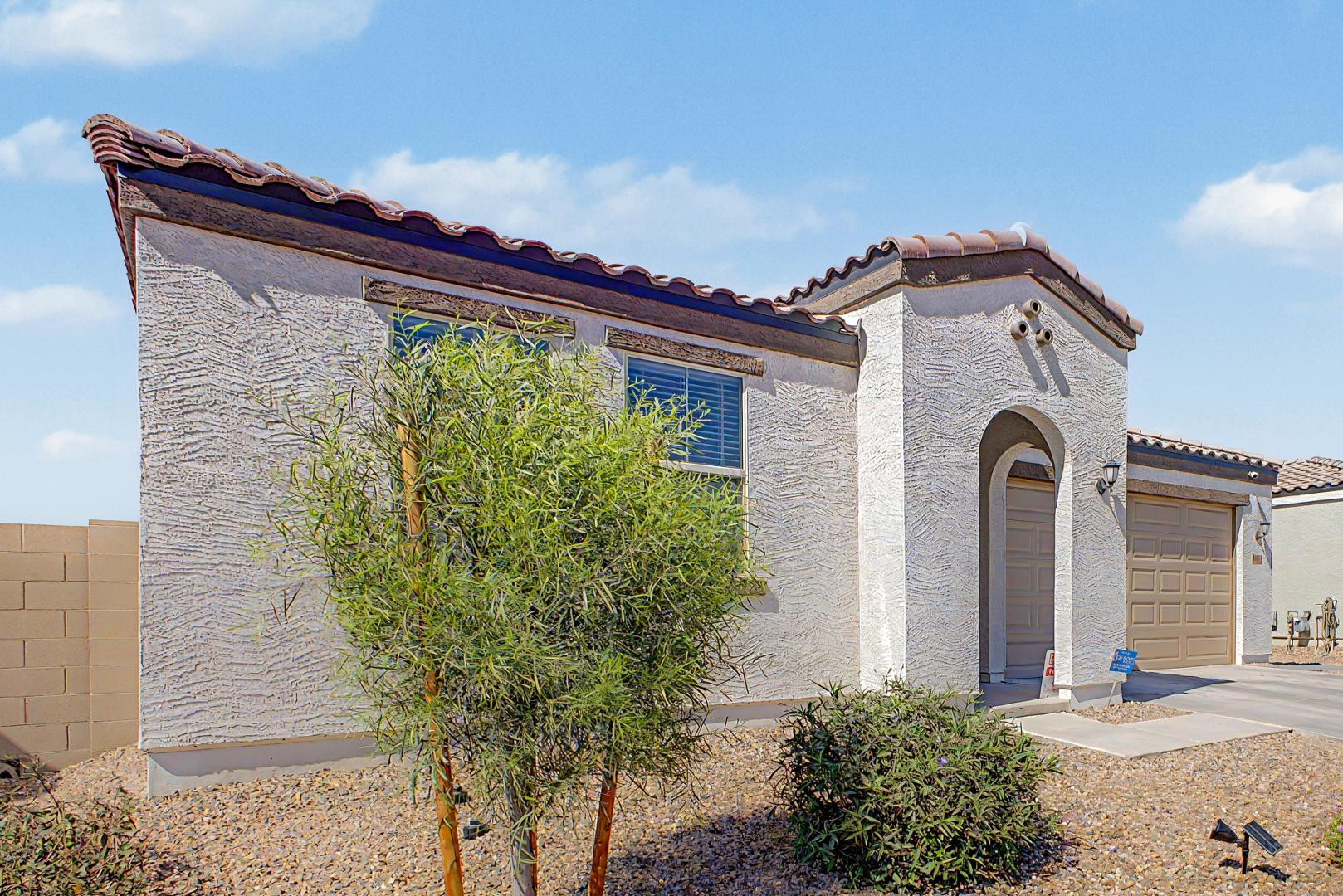 2548 West Grenadine Road Phoenix, AZ 85041 - Photo 4 of 34