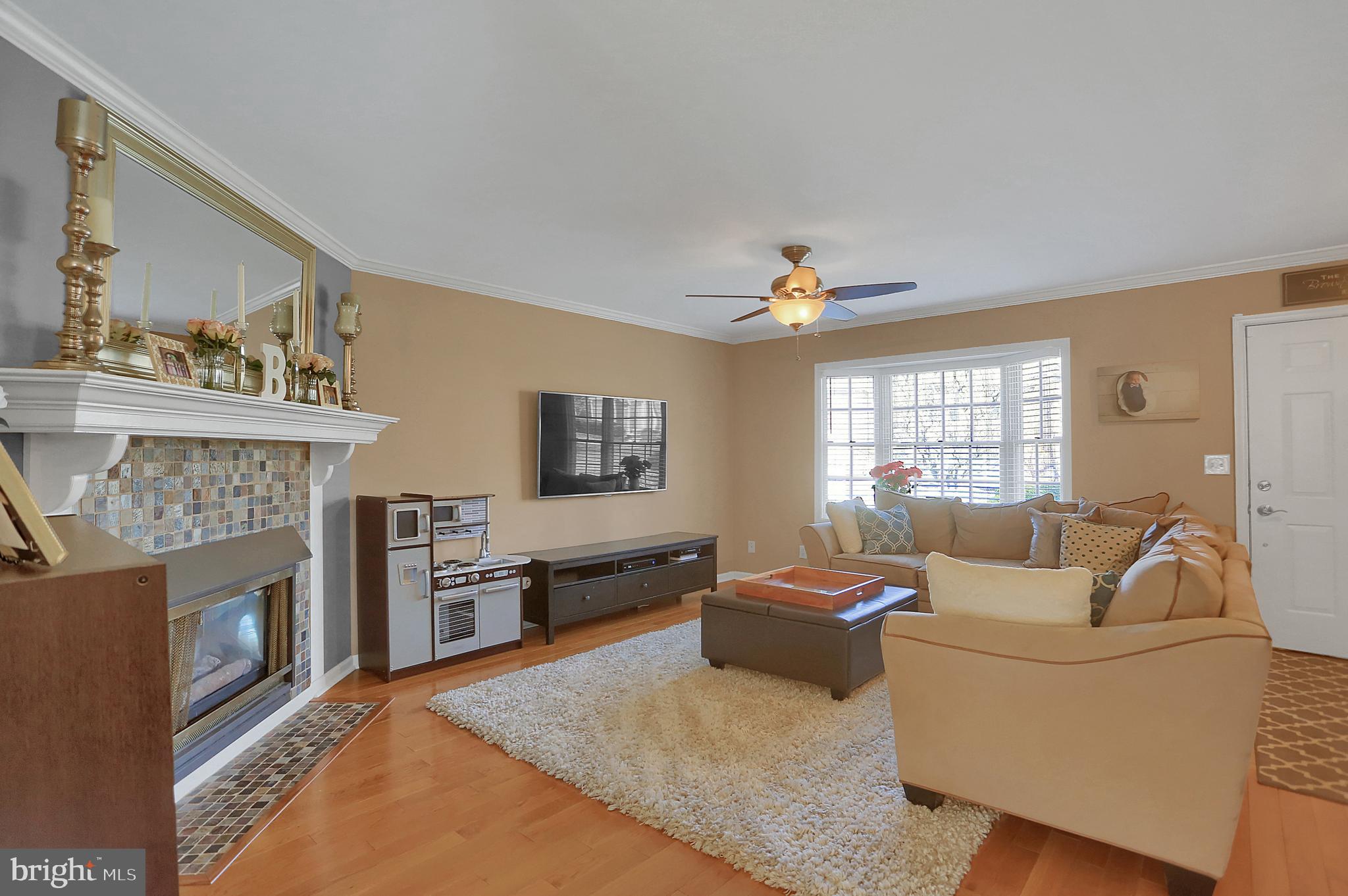 1101 Chambers Ridge York, PA 17402 - Photo 4 of 39 Gallery Image 4