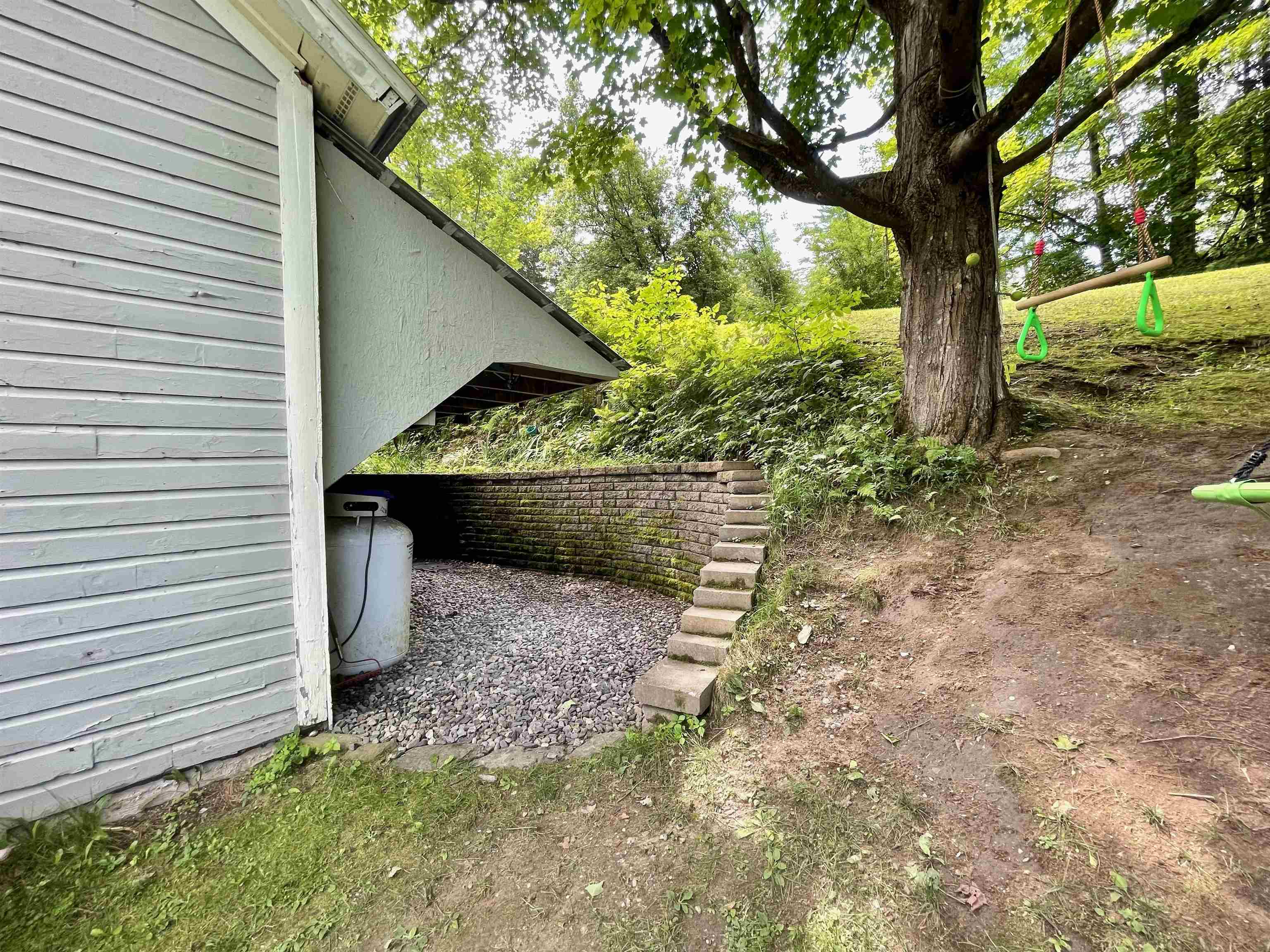 206 Cobb Hill Road Moretown, VT 05676 - Photo 27 of 31 Gallery Image 27