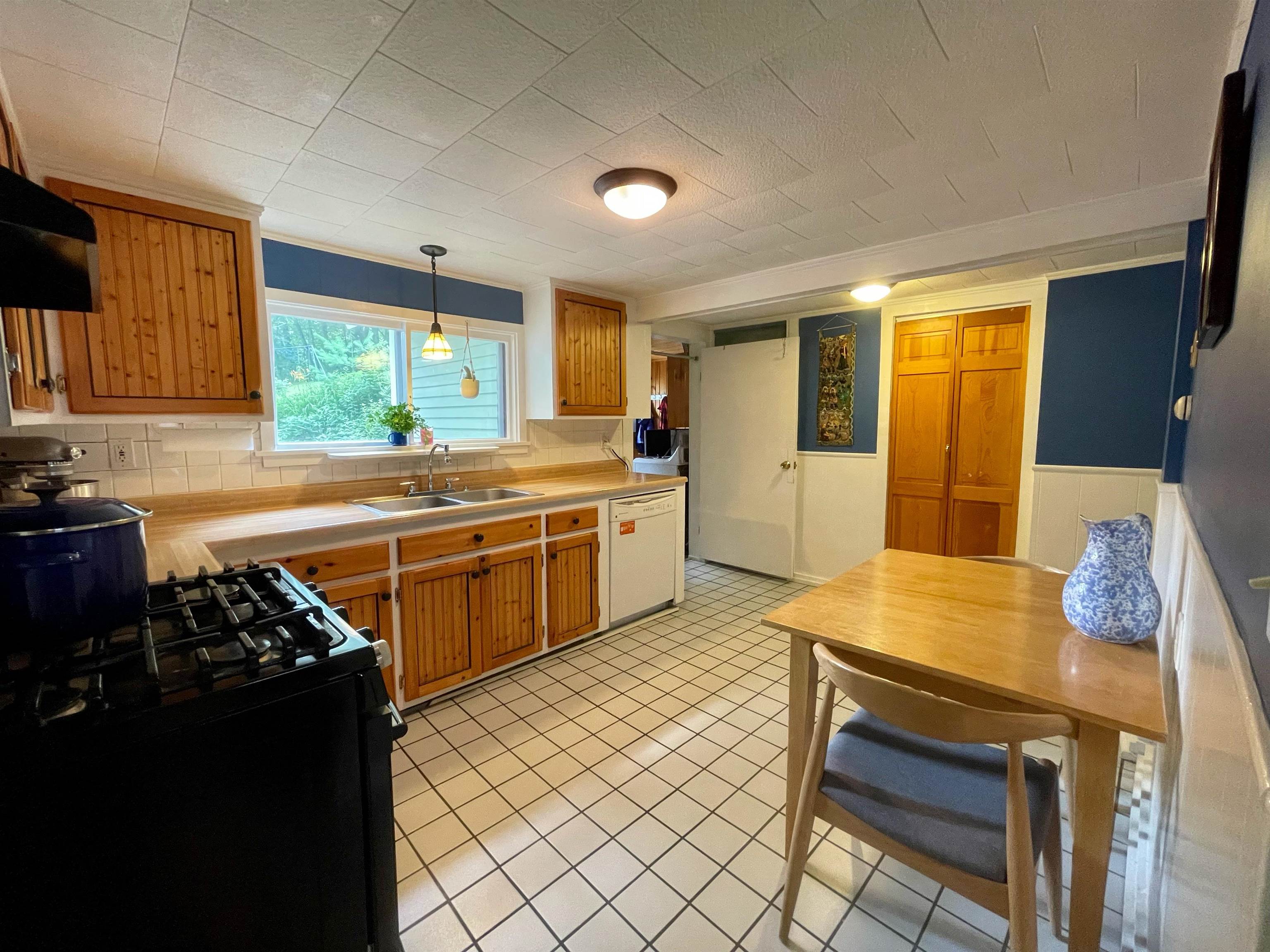 206 Cobb Hill Road Moretown, VT 05676 - Photo 8 of 31 Gallery Image 8