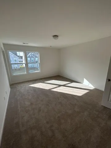 $2,450 | 327 Surfbird Road, Summerville, SC 29486