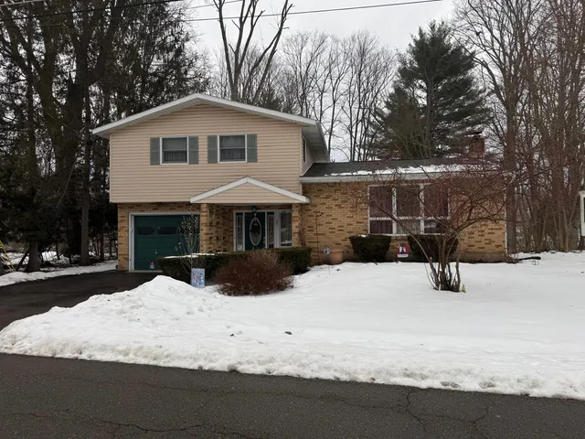 $230,500 | 67 Woodcrest Way, Conklin, NY 13748