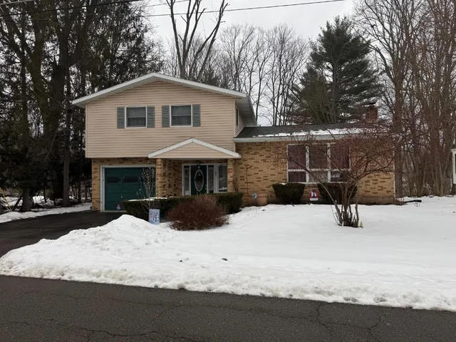 $230,500 | 67 Woodcrest Way, Conklin, NY 13748