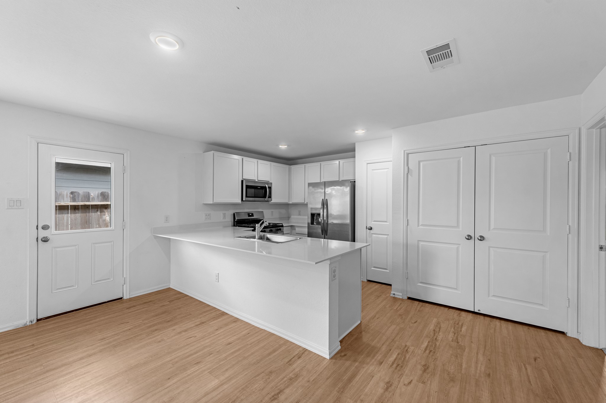 13769 Kit Run Splendora, TX 77372 - Photo 11 of 37